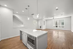 365 Eado Park Cir, Houston, TX 77020 - Photo 16