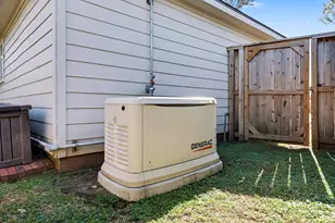 1609 Cherokee St, Deer Park, TX 77536 - Photo 34