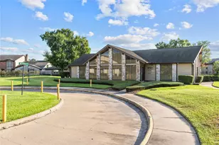 11540 S Kirkwood Rd, Houston, TX 77477 - Photo 32