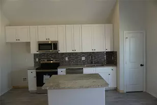 10088 Calendar St, Willis, TX 77318 - Photo 4