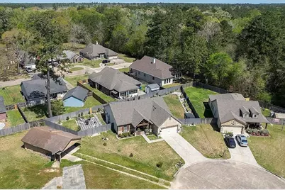 505 Cliffbrook Circle, Cleveland, TX 77327 - Photo 22