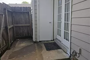 11710 Southlake Dr, Houston, TX 77077 - Photo 44