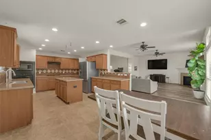 6815 Amistad Ct, Manvel, TX 77578 - Photo 16