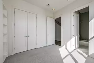 2824 Clay St, Houston, TX 77003 - Photo 32