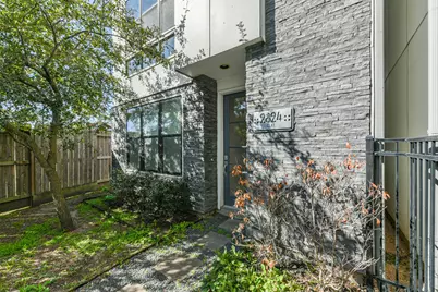 2824 Clay Street, Houston, TX 77003 - Photo 2
