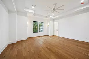 867 W 42nd St, Houston, TX 77018 - Photo 16