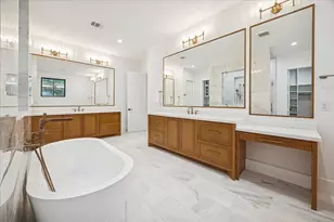 867 W 42nd St, Houston, TX 77018 - Photo 18
