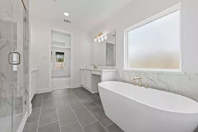 15819 Swan Lake Lane, Conroe, TX 77302 - Photo 10