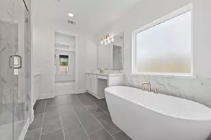 15819 Swan Lake Ln, Conroe, TX 77302 - Photo 10