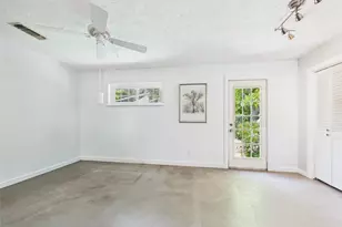 3037 County Rd 536, Alvin, TX 77511 - Photo 34
