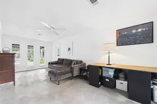 3037 County Rd 536, Alvin, TX 77511 - Photo 42