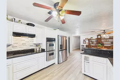 3037 County Road 536, Alvin, TX 77511 - Photo 24