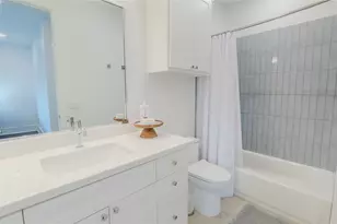974 W 43rd St, Houston, TX 77018 - Photo 34