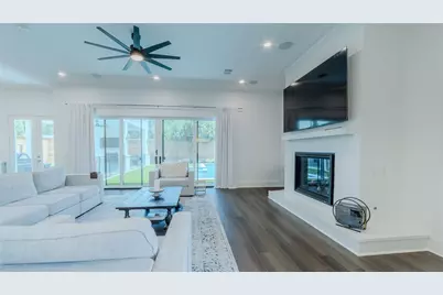 974 W 43rd Street, Houston, TX 77018 - Photo 8