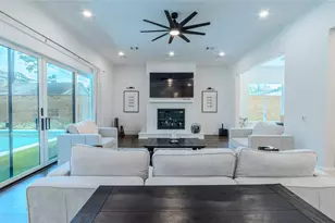 974 W 43rd St, Houston, TX 77018 - Photo 10
