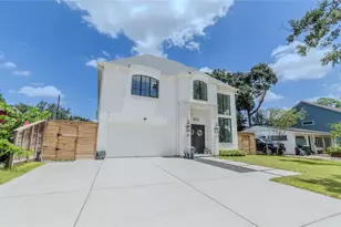 974 W 43rd St, Houston, TX 77018 - Photo 1