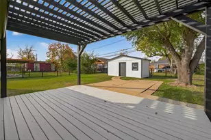 3527 La Retama Dr Dr, Houston, TX 77013 - Photo 2