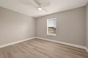 3527 La Retama Dr Dr, Houston, TX 77013 - Photo 14