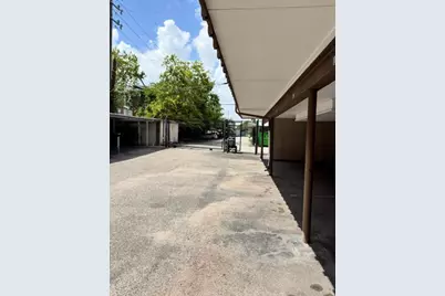 2574 Marilee Lane #18, Houston, TX 77057 - Photo 10