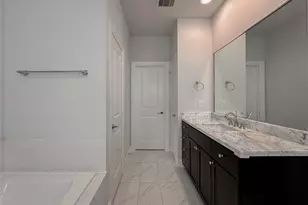 10 Hermann Park Ct, Houston, TX 77021 - Photo 20