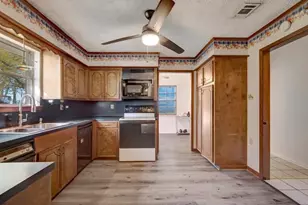 224 County Rd 4674, Etoile, TX 75944 - Photo 12