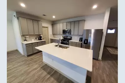 6910 Dell Vista Drive, Richmond, TX 77469 - Photo 4