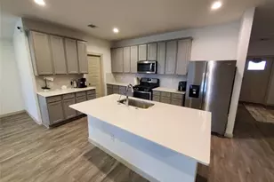 6910 Dell Vista Drive, Richmond, TX 77469 - Photo 4