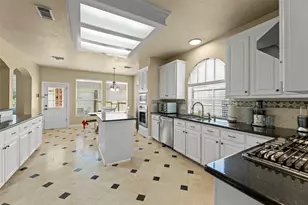 12907 Ridge Bank Ln, Houston, TX 77041 - Photo 8