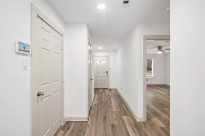 16614 W Ripple Ridge Drive, Houston, TX 77053 - Photo 4