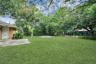 10117 Dulcimer St, Houston, TX 77051 - Photo 4