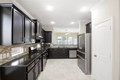 7031 Bristol Memorial Drive, Spring, TX 77379 - Photo 12