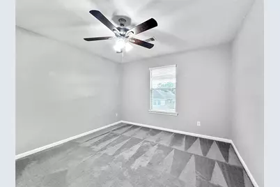 10006 Wood Leaf Court, Baytown, TX 77521 - Photo 12