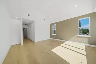 404 E 28th St, Houston, TX 77008 - Photo 14