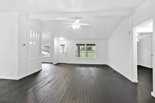 14447 W Lee Shore Dr, Willis, TX 77318 - Photo 4