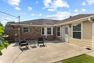 2714 Hughann St, Port Neches, TX 77651 - Photo 24