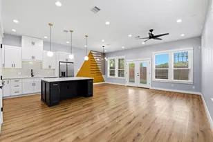 6476 T C Jester Blvd, Houston, TX 77091 - Photo 8