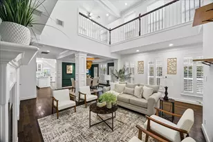 2405 Brun St, Houston, TX 77019 - Photo 2