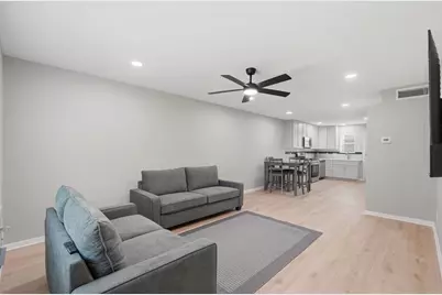 1919 20th Street, Huntsville, TX 77340 - Photo 8