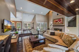 11422 Riverview Dr, Houston, TX 77077 - Photo 8