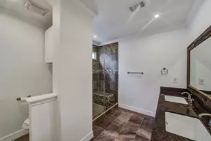 11422 Riverview Dr, Houston, TX 77077 - Photo 28