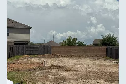 2221 Lake Mist Drive, Texas City, TX 77568 - Photo 2