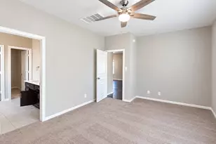 2306 Red Slate Dr, Rosharon, TX 77583 - Photo 4