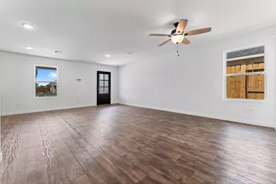9915 Opal Stone Way, Conroe, TX 77306 - Photo 10