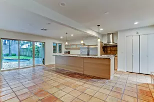 613 E 21st St, Houston, TX 77008 - Photo 12