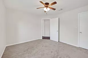 9104 Dolphin Cir, Texas City, TX 77591 - Photo 34