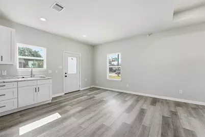 2230 Cable Avenue, Beaumont, TX 77703 - Photo 6