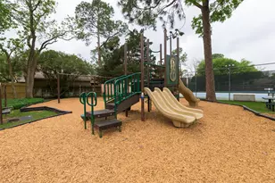 607 Lee Shore Ln, Houston, TX 77079 - Photo 32