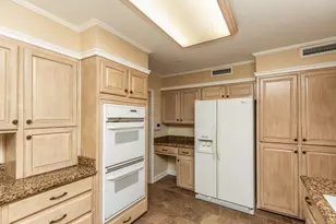 2620 Gladys Ave, Beaumont, TX 77702 - Photo 16