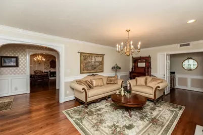 2620 Gladys Avenue, Beaumont, TX 77702 - Photo 8
