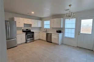 9223 Grove Haven Dr, Houston, TX 77083 - Photo 6